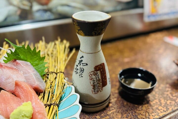 Kanazawa: Choose Your Area Food & Bar Hopping Tour — photo 3