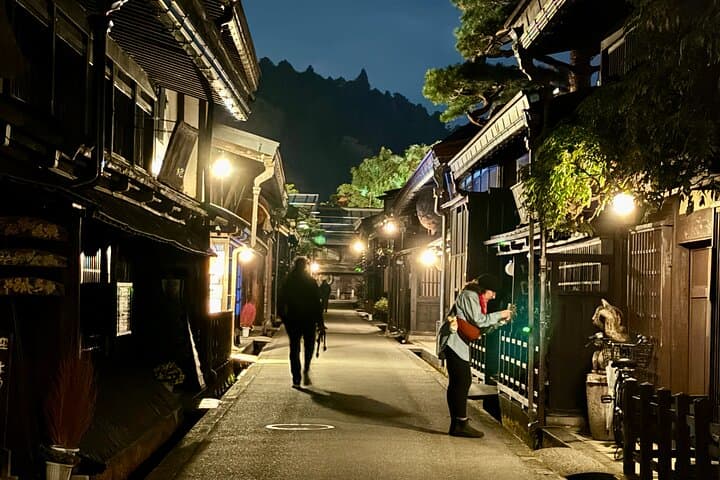 Takayama: Private Barhopping Tour with Hotel Pickup — photo 9