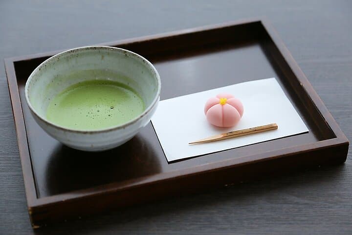 Matcha Grinding and Tasting and Daniel Inouye Museum Tour — photo 4