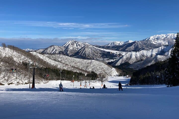 Japan Snowboard Lesson at the place in 73 min from Tokyo w/ GoPro — photo 3