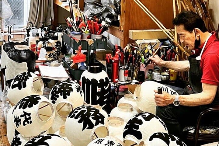 Authentic Festival Chochin Lantern Painting Experience — photo 11