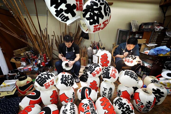 Authentic Festival Chochin Lantern Painting Experience — photo 8
