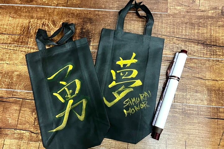 Learning Zen of Japanese Calligraphy in kimono near Osaka Castle — photo 20