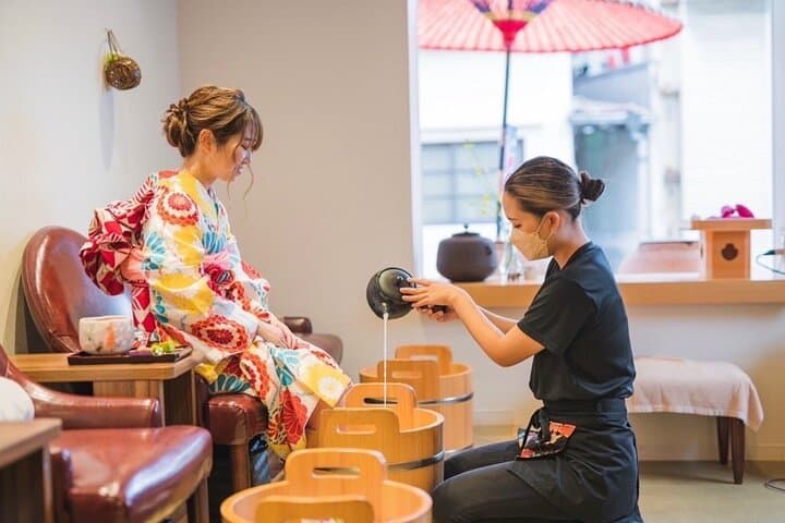 Kyoto 6hr Private Licensed Guide Tour & Foot Spa Experience — photo 1
