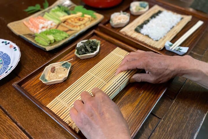 Japanese Cooking Class with Local Family in Takayama Old Town — photo 19