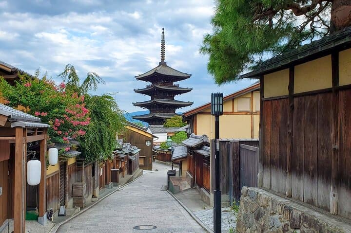 Kyoto Highlights Walking Tour for First-Time Visitors — photo 4
