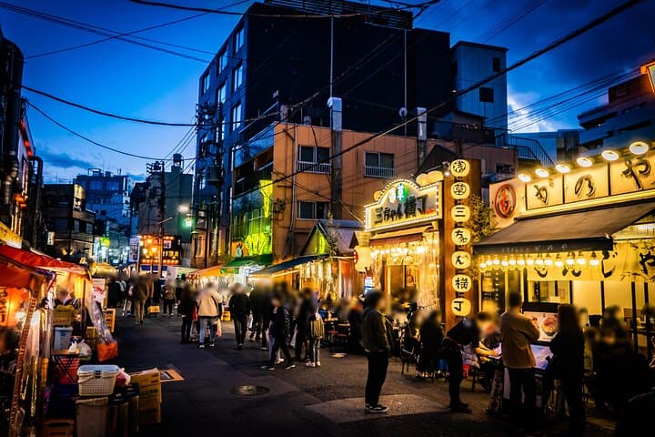 Beer, Sake & night view of Asakusa — photo 3