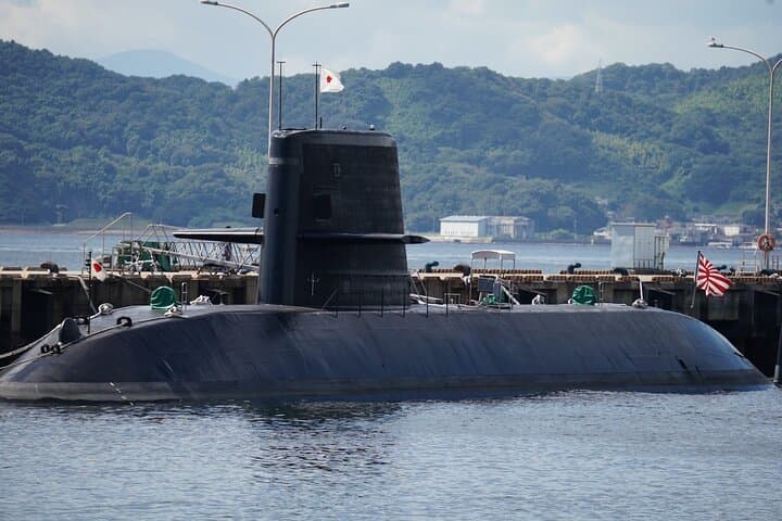 Day Tour Explore Port City Kure Cruise Battleships and Submarines — photo 20
