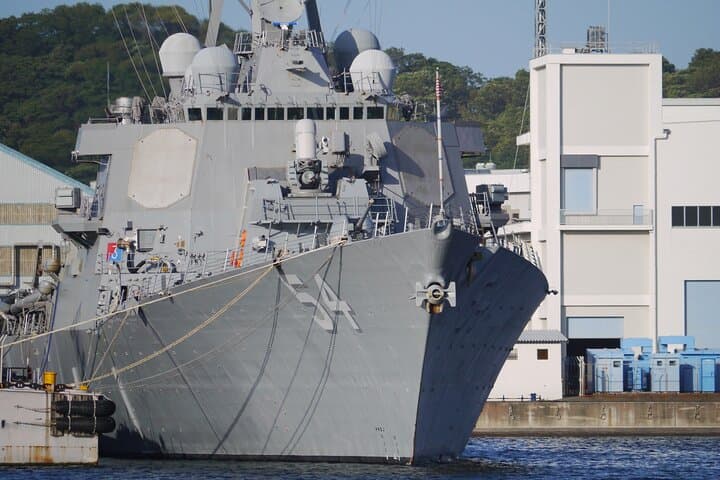 Day Tour Explore Port City Kure Cruise Battleships and Submarines — photo 4