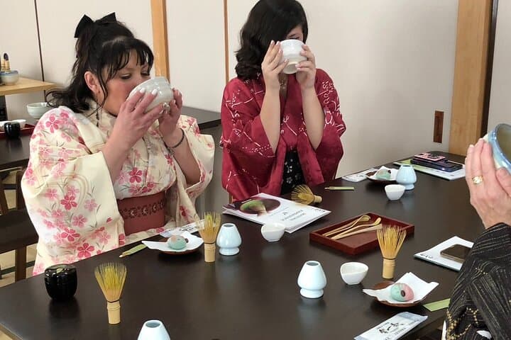 Asakusa Kimono &Tea Ceremony Private Cultural Tour by Local Guide — photo 18