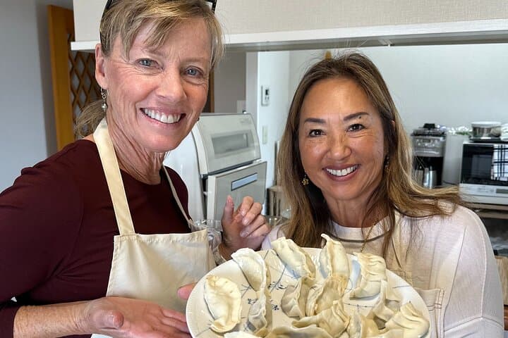 Kobe Home Cooking Ramen and Gyoza Cooking Class — photo 4