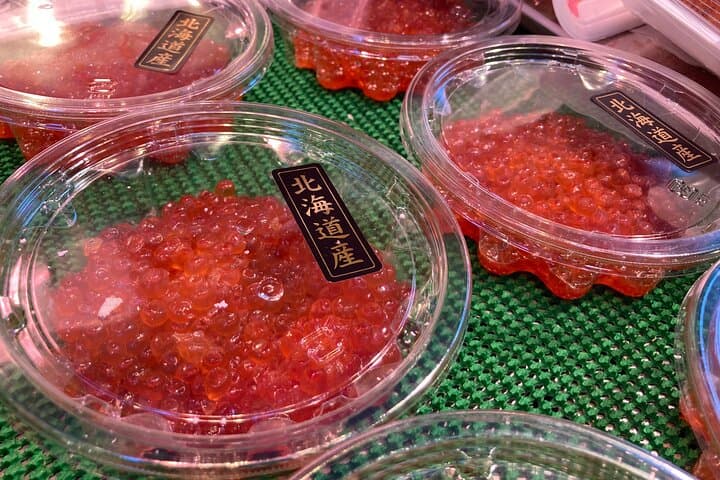 Tsukiji Fish Market Walking Tour with English Speaking Guide — photo 3