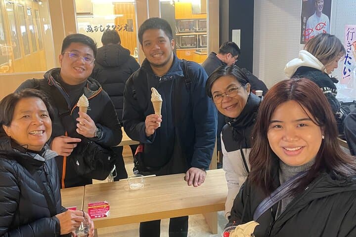 Tokyo Tsukiji Fish Market Private Food Tour — photo 12