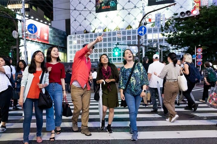 Tokyo Private Night Tour with a Local – Bars, Drinks & Culture — photo 6