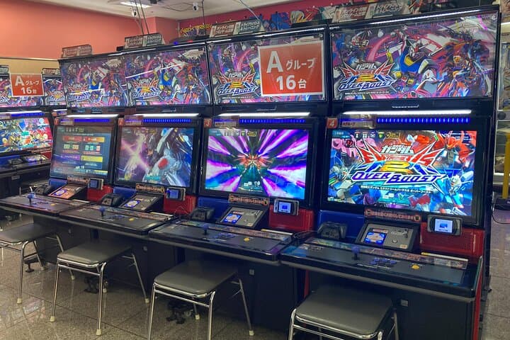 Tokyo Akihabara Anime Manga Video Games and Maid Cafe Tour — photo 5