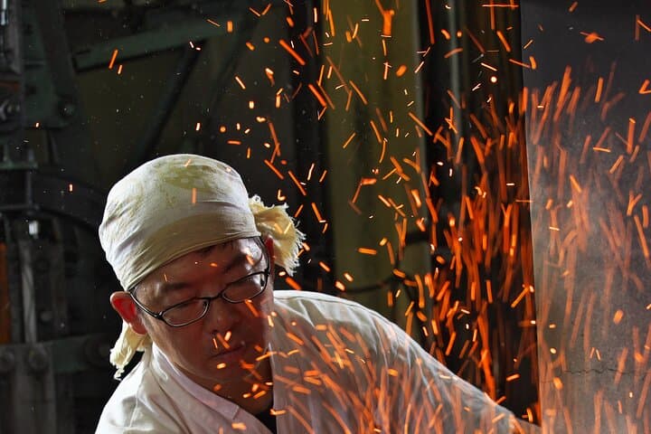 Himeji Castle Tour and Sword Smithing Observation — photo 7
