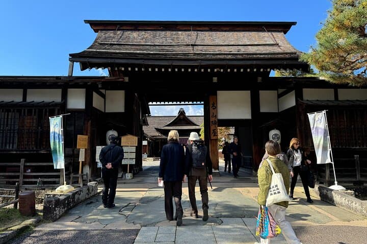 Takayama Jinya & Old Town Private Walking Tour — photo 20