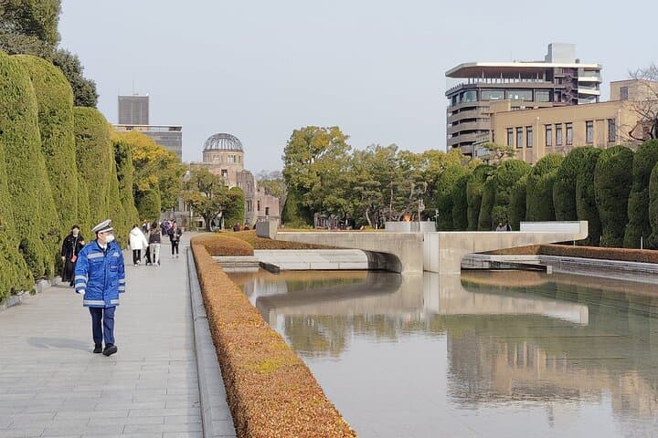 Hiroshima: Atomic Bomb Dome and Peace Memorial Museum 3 hours — photo 17