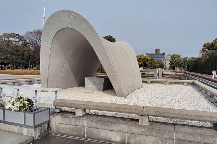 Hiroshima: Atomic Bomb Dome and Peace Memorial Museum 3 hours — photo 18