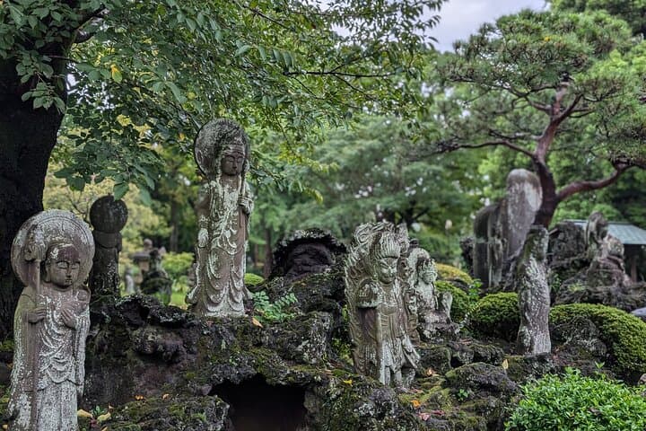 KANJI ART Workshop & super local walking Tour in Tokyo — photo 11