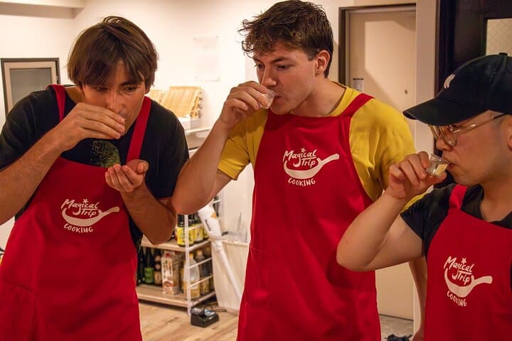 Osaka Cooking Class and Sake Tasting with Local Supermarket Visit — photo 11