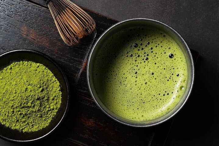 Matcha Making Class in Tokyo with Authentic Japanese Sweets Set — photo 2