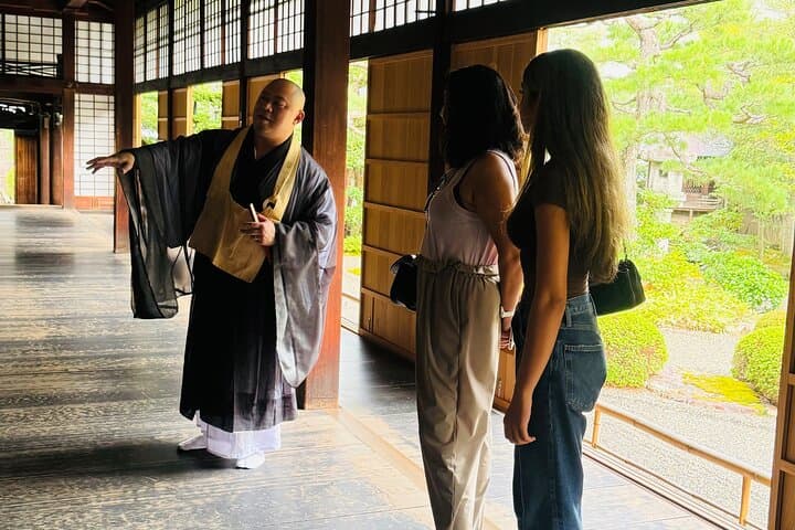 Kyoto Private Cultural Historical Tour with Local Japanese Guide — photo 12