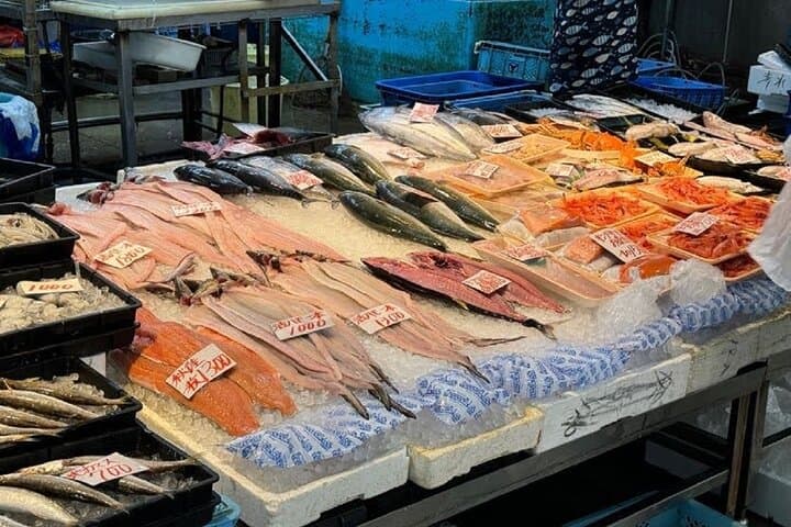 Near KIX Fishing Market Tour with Local Guide — photo 2