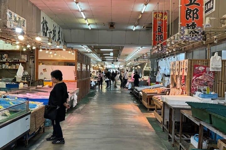 Near KIX Fishing Market Tour with Local Guide — photo 13
