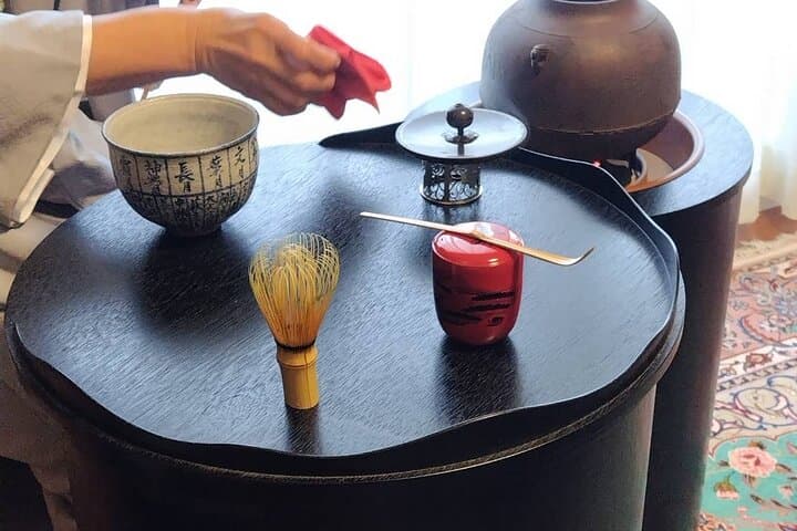 Tea ceremony experience in Osaka with a small group — photo 8