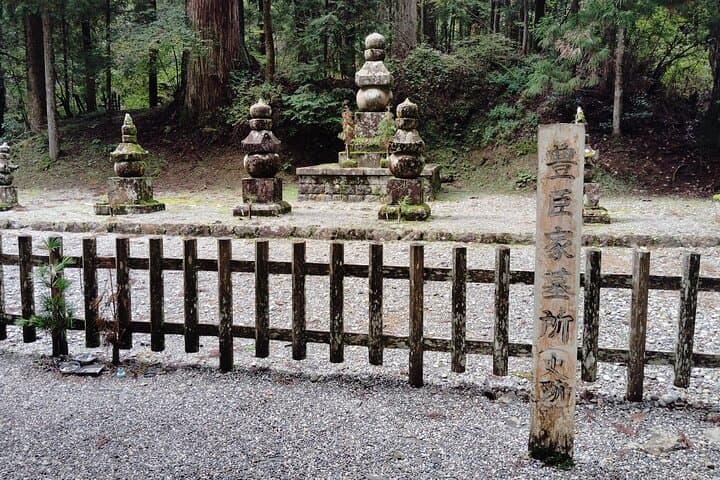Koyasan: Must-See Okuno-in Cemetery 2-Hour Guided Tour — photo 20