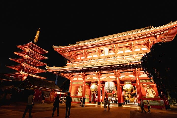Tokyo: Asakusa Photogenic Night Walk with 1 drink — photo 12