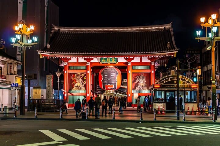 Tokyo: Asakusa Photogenic Night Walk with 1 drink — photo 14