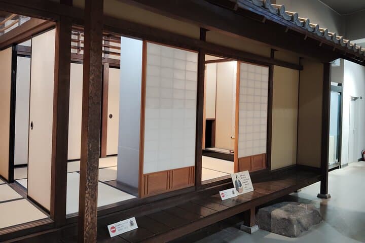 Hiroshima Castle 1h guide tour — photo 15