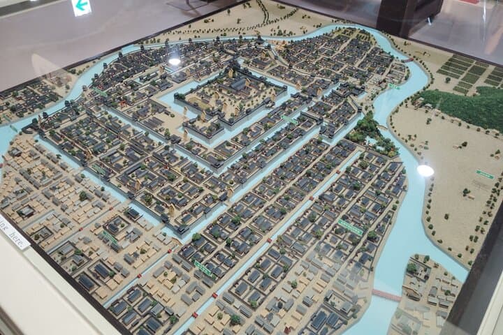 Hiroshima Castle 1h guide tour — photo 16