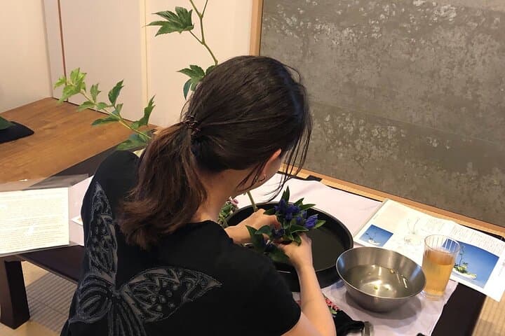 Japan's Customs of Ikebana Art, Tea Ceremony & Kimono Welcome — photo 4