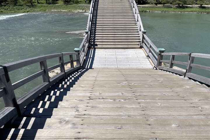 Kintai Kyo Bridge and Iwakuni Castle with Local Guide — photo 7