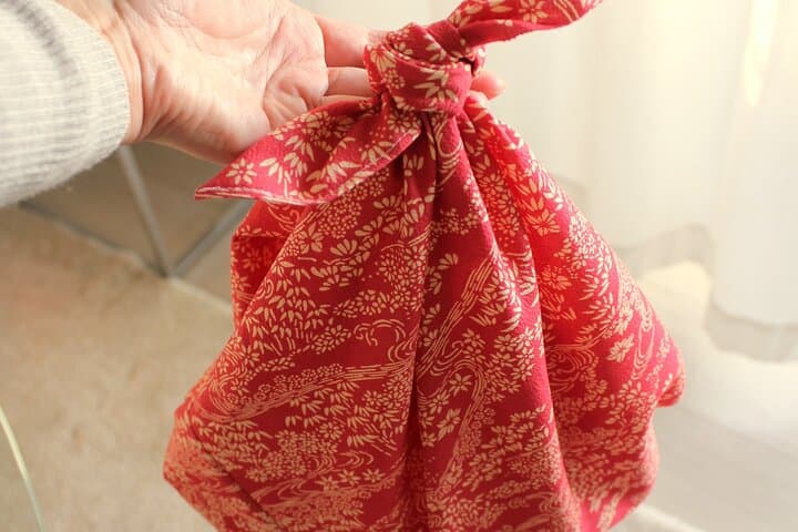 Furoshiki Workshop with Kimono Fabric — photo 7
