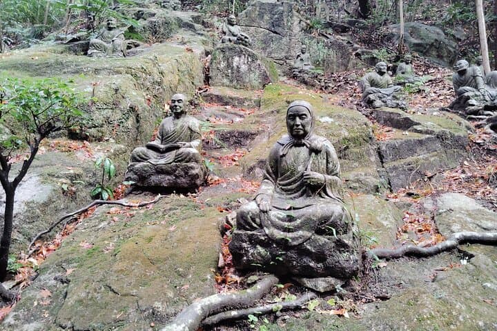 Mitaki Temple Guided Tour in Hiroshima — photo 9