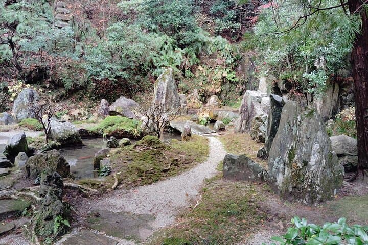 Mitaki Temple Guided Tour in Hiroshima — photo 4