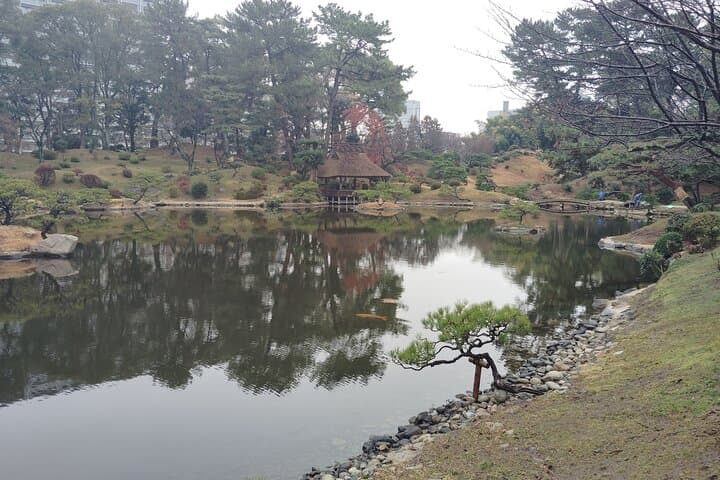 Hiroshima: Discover Hidden Meanings of Shukkeien Garden — photo 12
