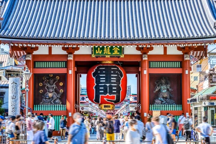 Tokyo: Asakusa & Sensoji ー Oldest Temple Walking Tour (2hrs) — photo 16