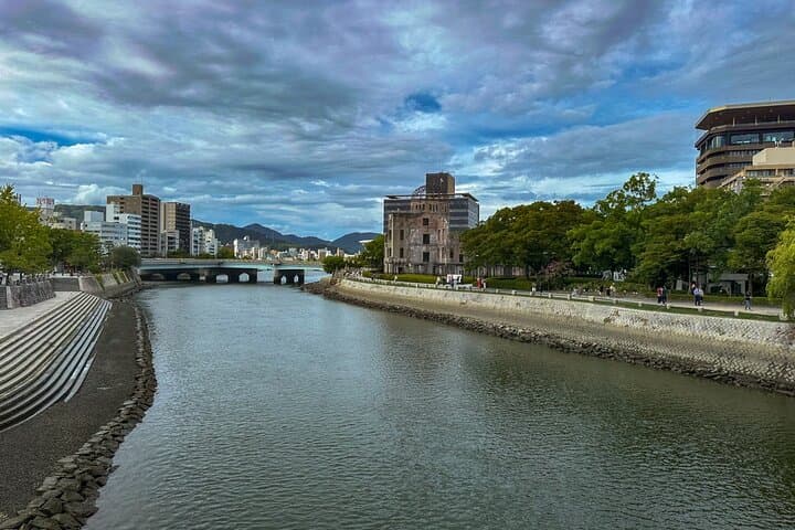Hiroshima & Miyajima by Bullet Train from Tokyo — photo 12