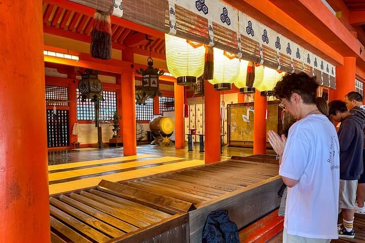 Hiroshima and Miyajima Day Trip with Itsukushima Shrine & Ferry — photo 13