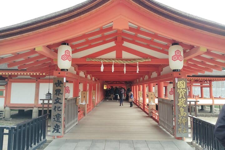 Itsukushima Shrine & Miyajima Summit 5.5 hour Tour in Miyajima — photo 15