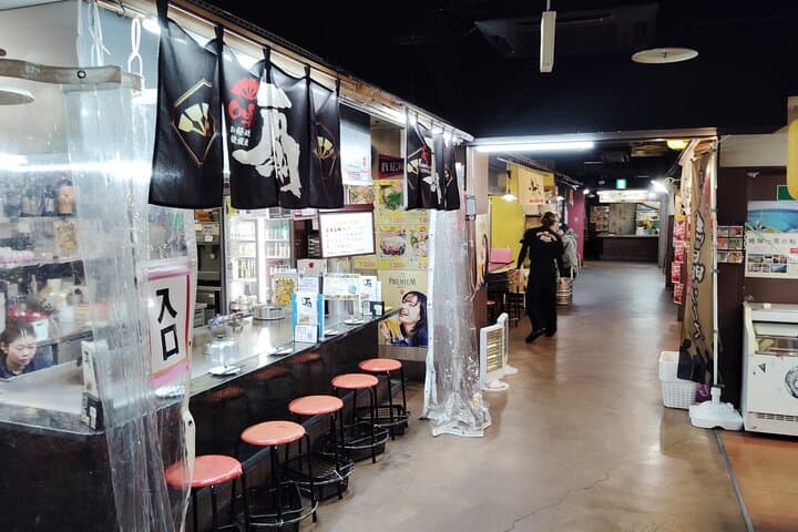 Hiroshima: Okonomiyaki Hopping Tour – Compare 2 Local Styles — photo 9