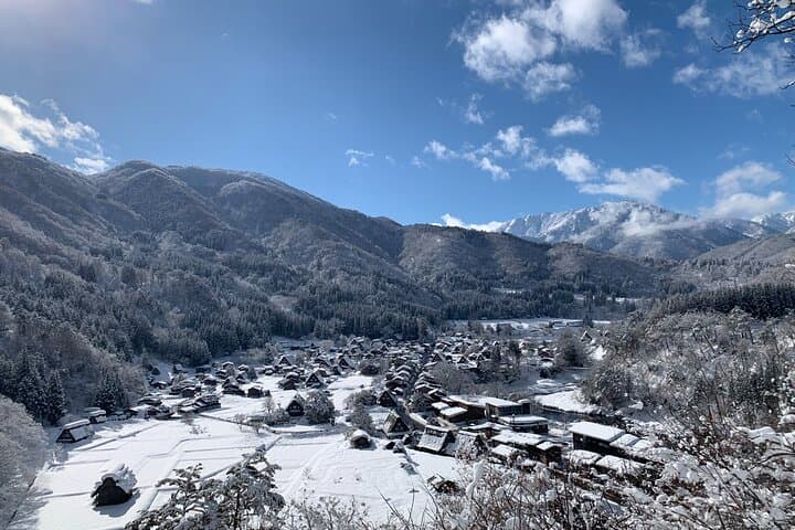 Private Tour of Shirakawago from Kanazawa (Half Day) — photo 9
