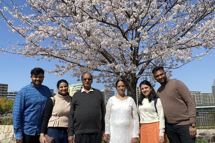 Sakura Picnic "Hanami" in Osaka - Spring Only — photo 17