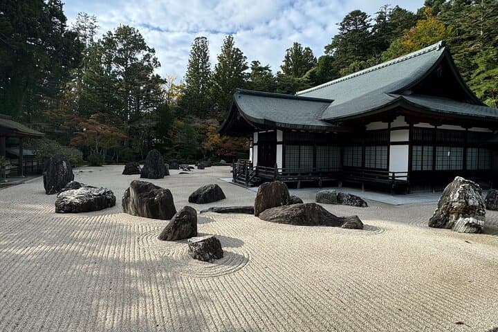 Private Koyasan Day Tour from Osaka – Kii Peninsula UNESCO Site — photo 9