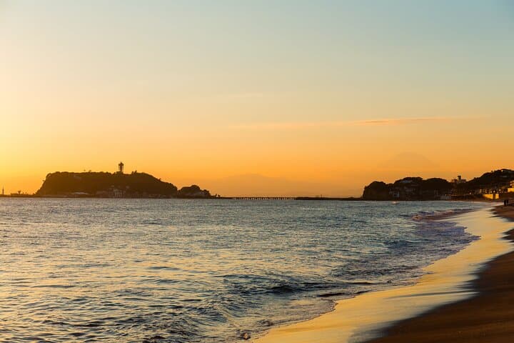 Private Day Tour to Kamakura - Beach, Nature & Onsen - From Tokyo — photo 1